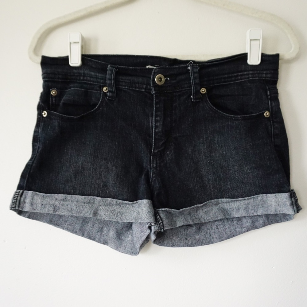 Dark Denim Cuffed Short Shorts | Size 29